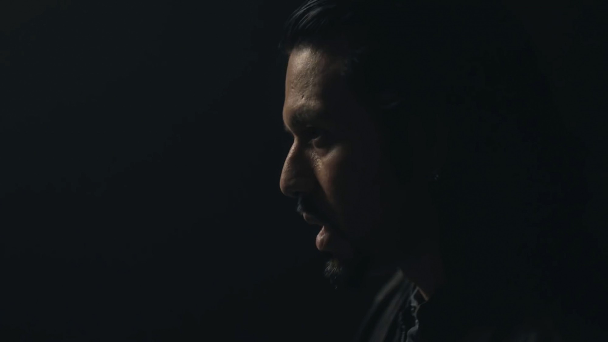 Pop-Evil-A-Crime-To-Remember0706